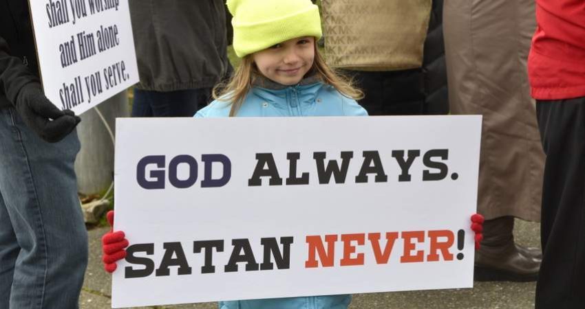 Return to Order Satan Club for Children Opens at School Amid Strong Opposition