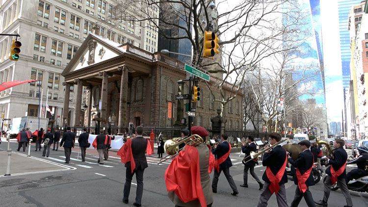 Thus, the battle is not over! We must fight and never surrender! (Freedom Tower in the background)