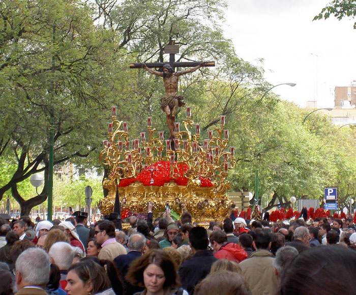In Spain: “Holy Week Must Be Egalitarian!”