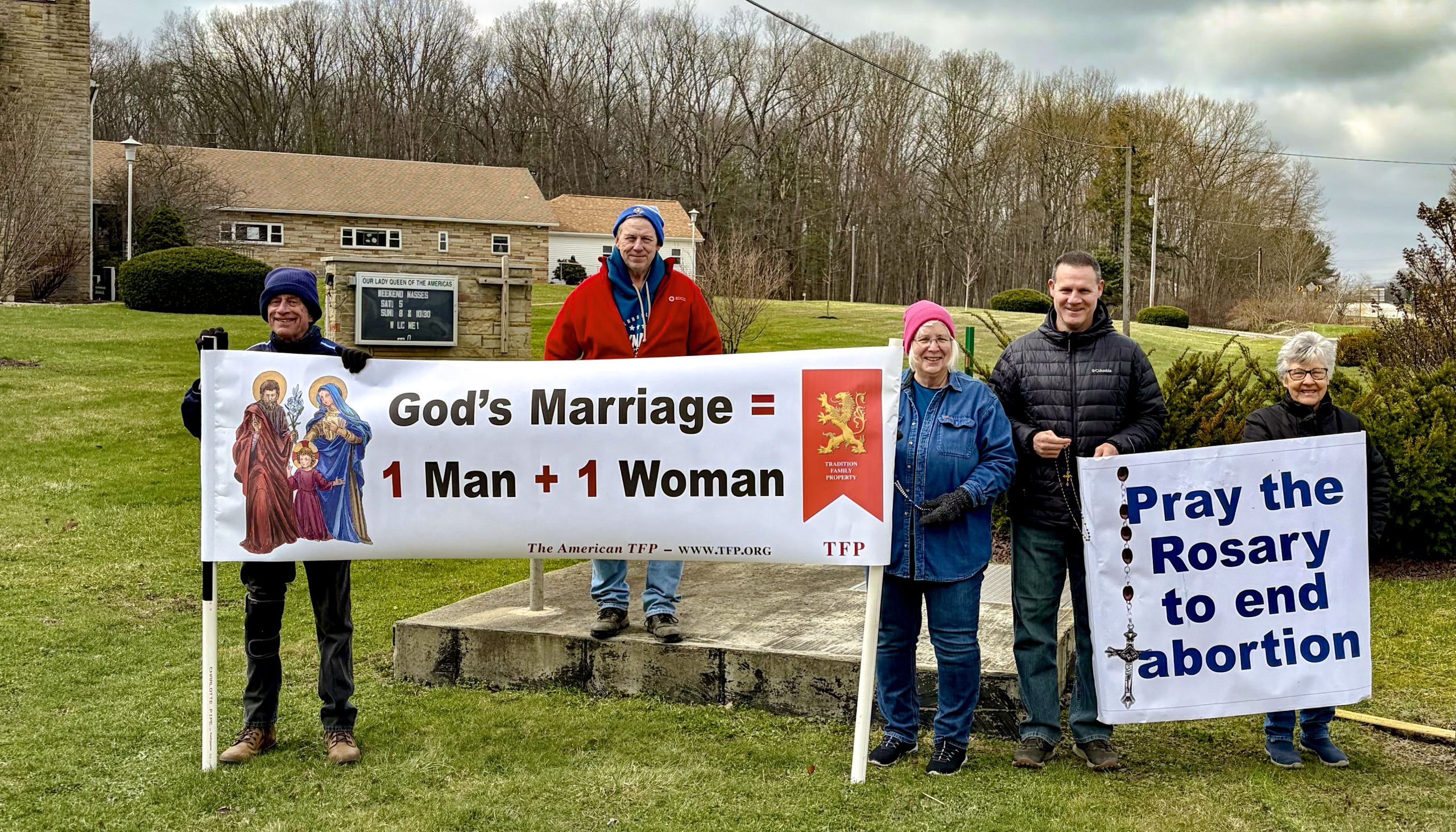 Defending God’s Marriage: 1,160 Rosary Rallies Take Place in America’s Public Square