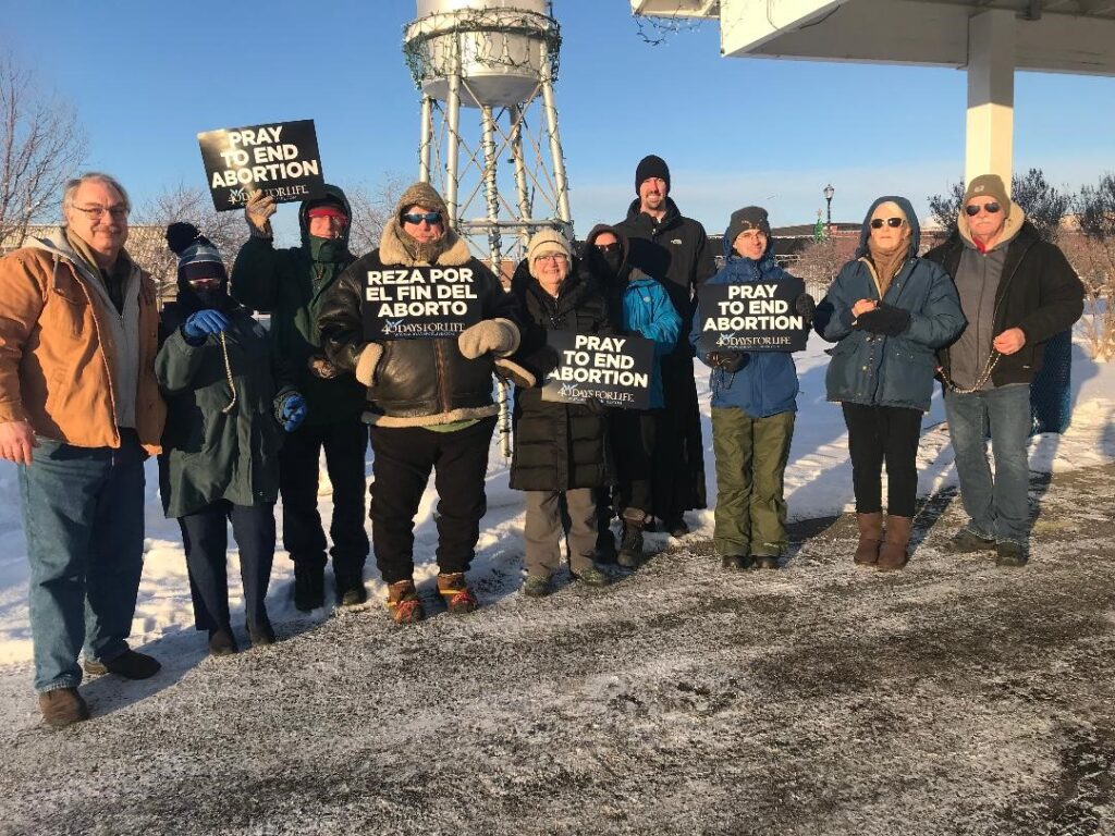 Rally Captains Lead Rosary Warriors for Life Across America!