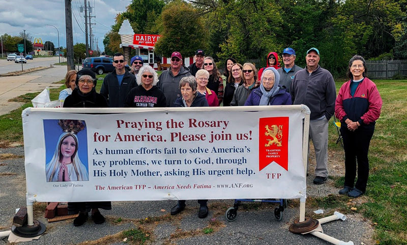 Bringing Hope and Light to the World: Americans Gather at 23,090 Rosary Rallies