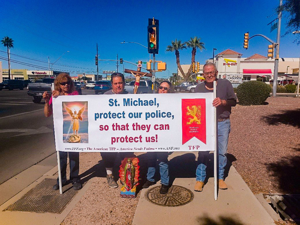 Praying for the Police: More than 1,200 Rosary Rallies Held in Thanks